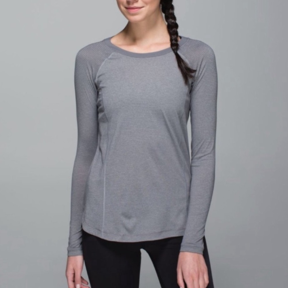 Lululemon Turn It Up Long Sleeve Performance Top Size 8